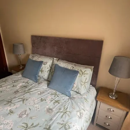 Hotel Errew *